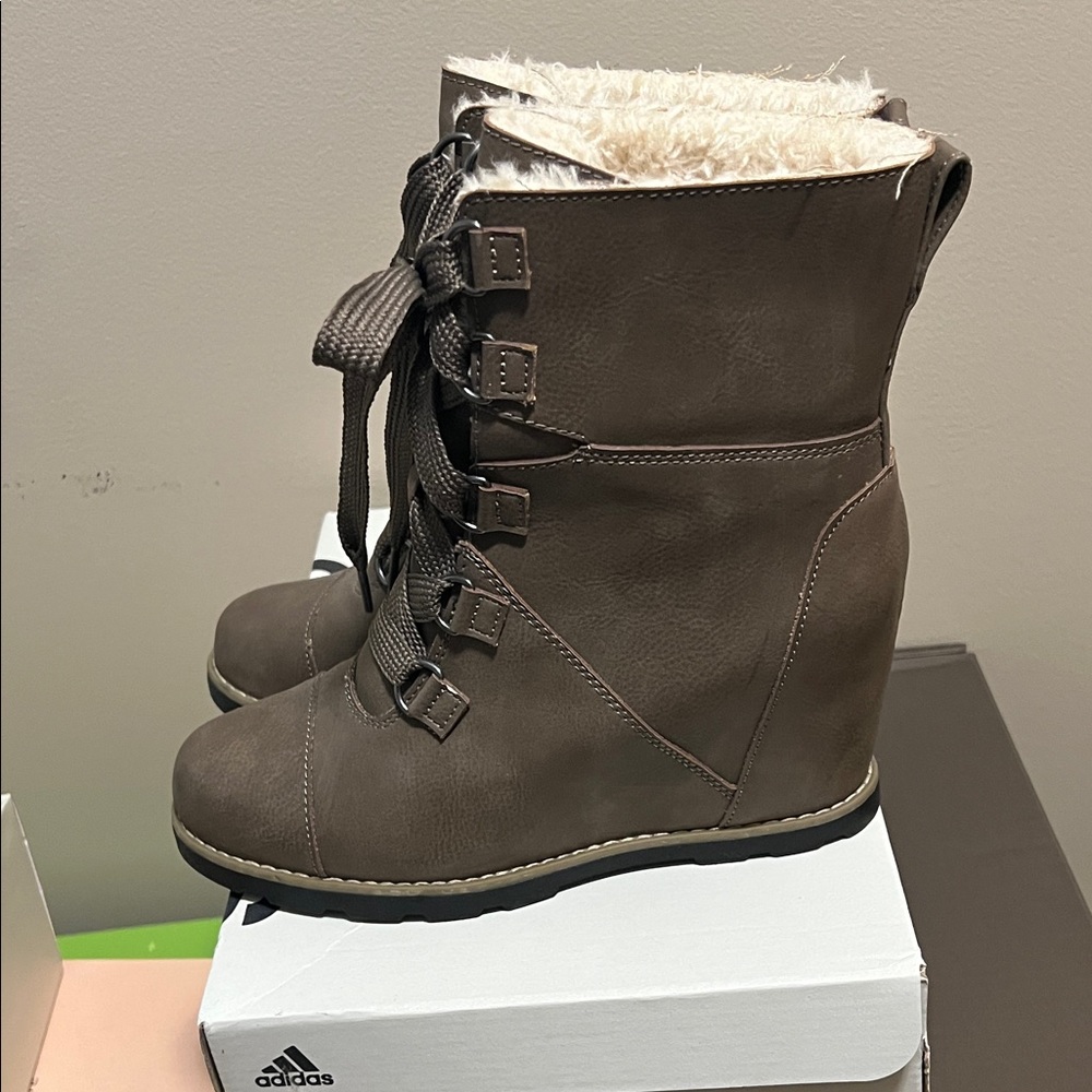 Women's Brown Wedge Boots